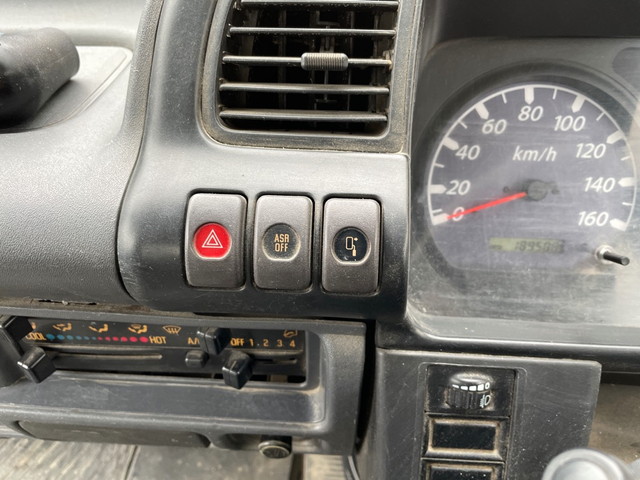 日産アトラスダンプ小型（2t・3t）[写真17]