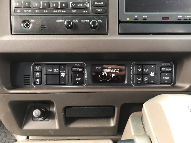 三菱ふそうローザマイクロバス[写真24]