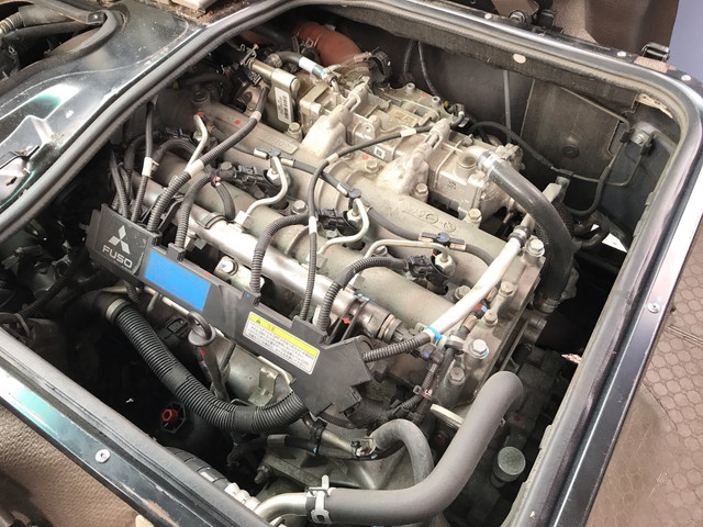 三菱ふそうローザマイクロバス[写真35]