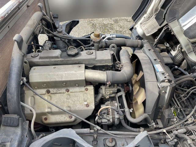 三菱ふそうキャンターガッツ平ボディ小型（2t・3t）[写真12]