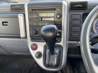 三菱ふそうキャンターガッツ平ボディ小型（2t・3t）[写真18]