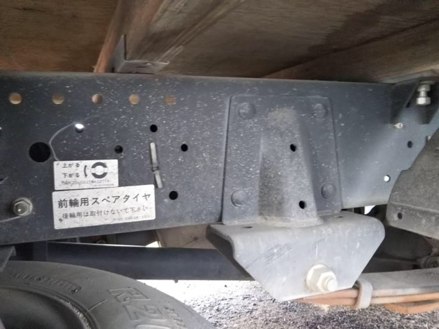 いすゞエルフ平ボディ小型（2t・3t）[写真11]