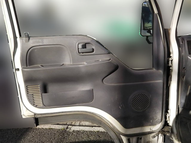 いすゞエルフ平ボディ小型（2t・3t）[写真18]