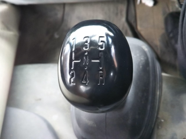 いすゞエルフ平ボディ小型（2t・3t）[写真26]