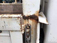 いすゞエルフ平ボディ小型（2t・3t）[写真15]