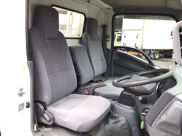 いすゞエルフ平ボディ小型（2t・3t）[写真28]