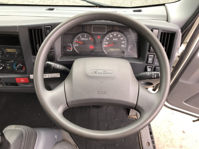 いすゞエルフ平ボディ小型（2t・3t）[写真32]