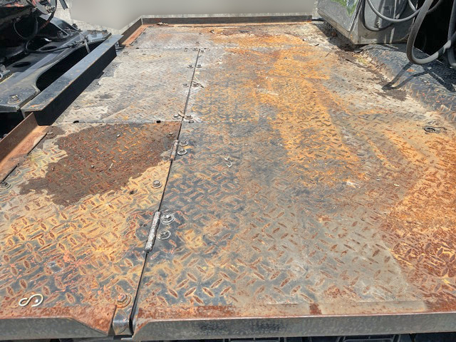 日野プロフィアトレーラーヘッド（トラクターヘッド）大型（10t）[写真12]