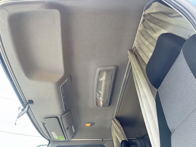 日野プロフィアトレーラーヘッド（トラクターヘッド）大型（10t）[写真26]