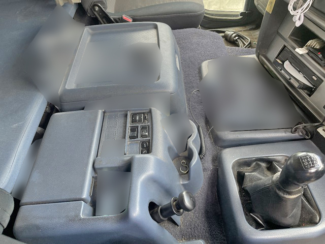 日野プロフィアトレーラーヘッド（トラクターヘッド）大型（10t）[写真29]