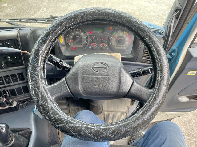 日野プロフィアトレーラーヘッド（トラクターヘッド）大型（10t）[写真32]