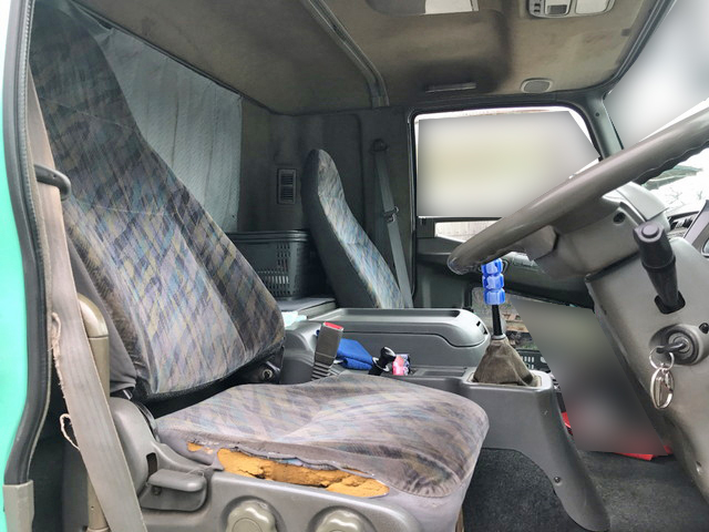 三菱ふそうファイタークレーン4段増トン（6t・8t）[写真14]