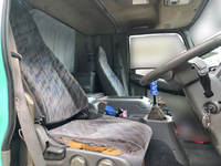 三菱ふそうファイタークレーン4段増トン（6t・8t）[写真14]