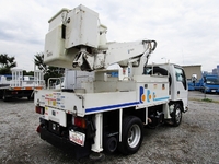 いすゞエルフ高所作業車小型（2t・3t）[写真02]