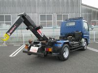 三菱ふそうキャンターコンテナ専用車小型（2t・3t）[写真02]