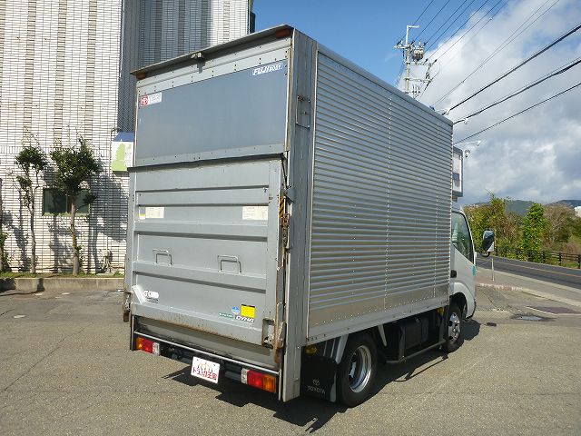 トヨタダイナアルミバン小型（2t・3t）[写真02]