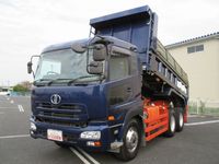 UDトラックスクオンダンプ大型（10t）[写真01]