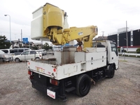 いすゞエルフ高所作業車小型（2t・3t）[写真02]