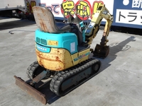 ヤンマーミニユンボ（ミニバックホー）[写真02]