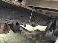 UDトラックスクオンアルミウイング大型（10t）[写真11]