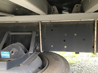 UDトラックスクオンアルミウイング大型（10t）[写真09]