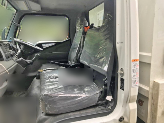 三菱ふそうキャンターダンプ小型（2t・3t）[写真21]