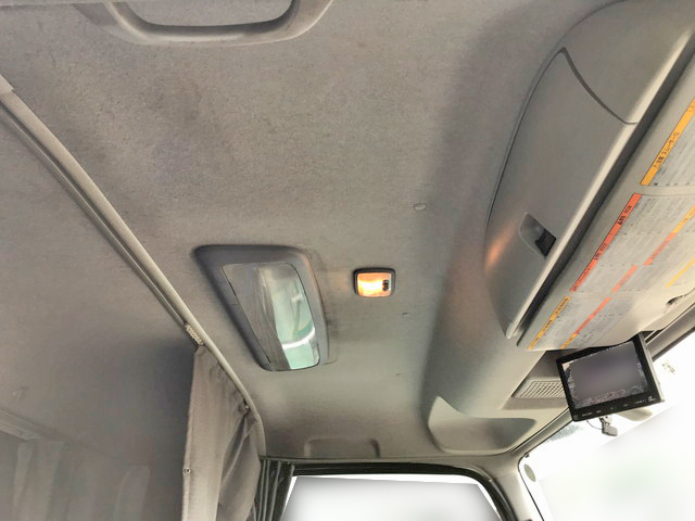 いすゞギガクレーン4段大型（10t）[写真33]