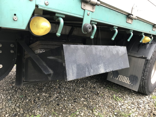 いすゞフォワードクレーン3段増トン（6t・8t）[写真14]