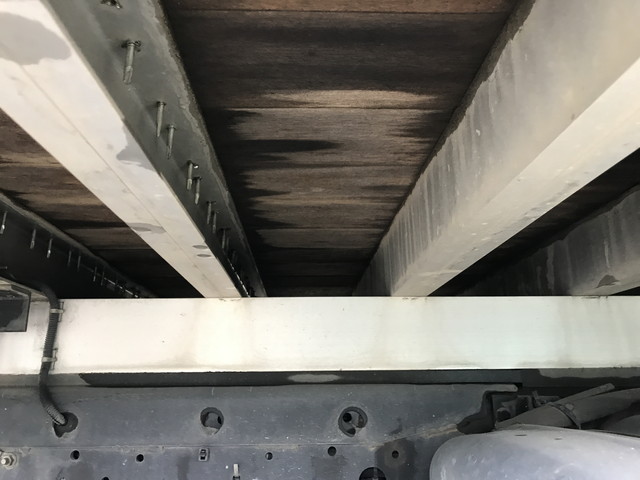 いすゞフォワードクレーン3段増トン（6t・8t）[写真19]