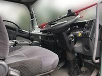 いすゞフォワードクレーン3段増トン（6t・8t）[写真23]