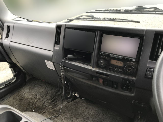 いすゞフォワードクレーン3段増トン（6t・8t）[写真28]