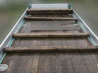 いすゞフォワードクレーン3段増トン（6t・8t）[写真05]