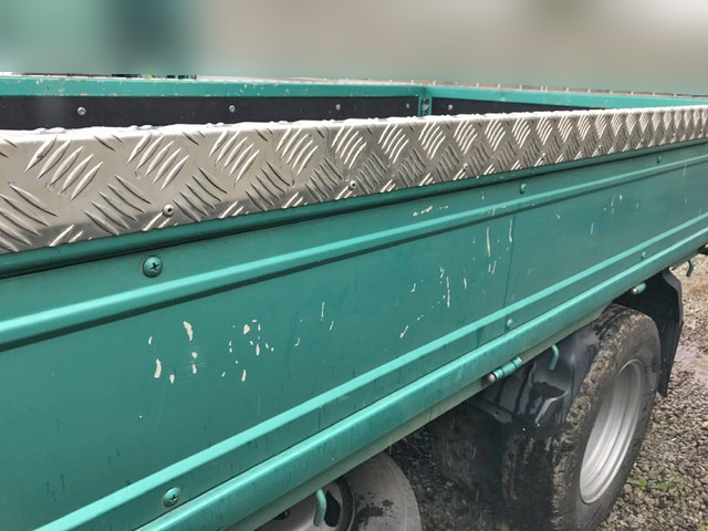 いすゞエルフ平ボディ小型（2t・3t）[写真14]