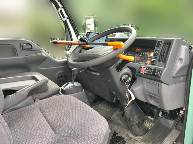 いすゞエルフ平ボディ小型（2t・3t）[写真21]