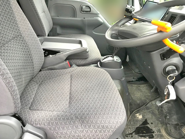 いすゞエルフ平ボディ小型（2t・3t）[写真22]