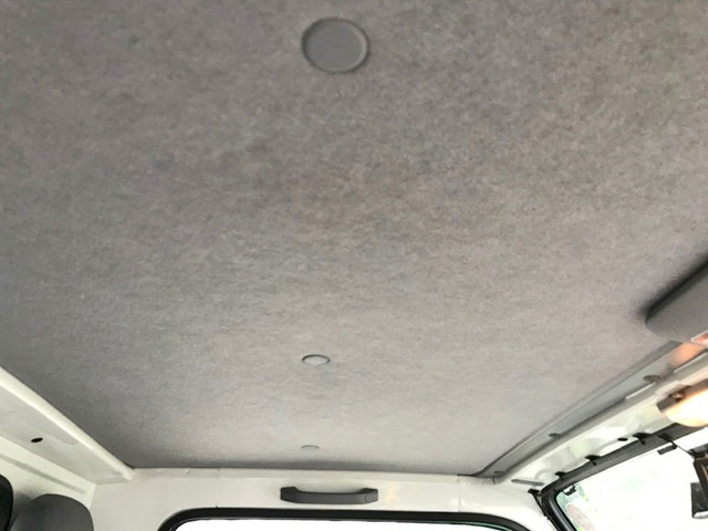 いすゞエルフ平ボディ小型（2t・3t）[写真23]