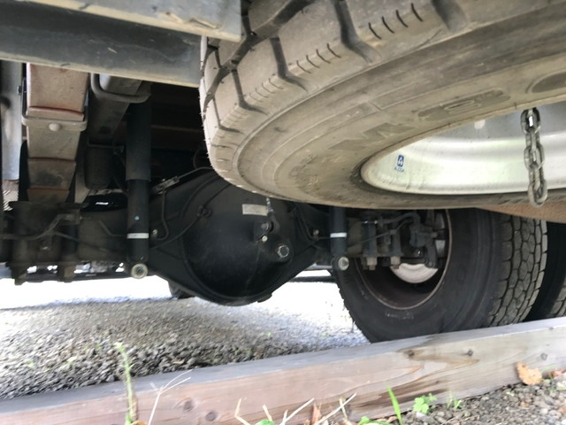 三菱ふそうキャンタークレーン4段小型（2t・3t）[写真17]