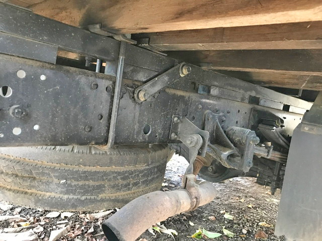 いすゞエルフクレーン4段小型（2t・3t）[写真26]