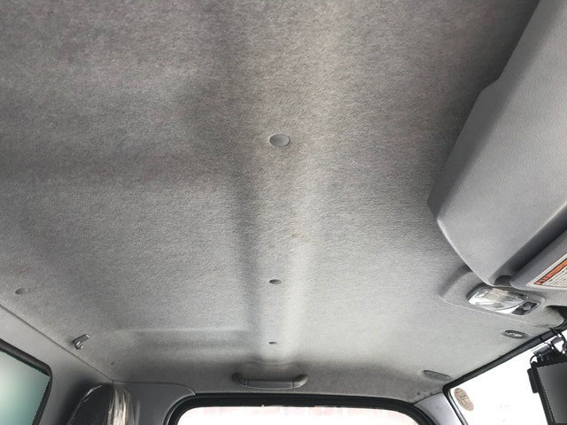 三菱ふそうキャンター平ボディ小型（2t・3t）[写真12]