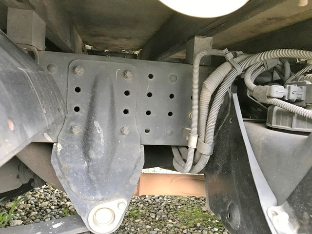 三菱ふそうキャンター平ボディ小型（2t・3t）[写真10]