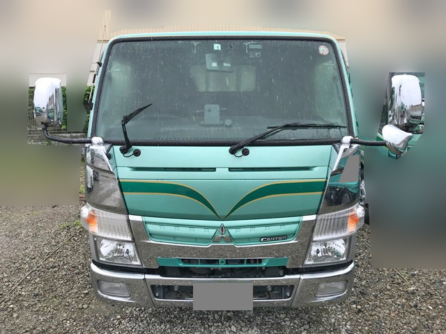 三菱ふそうキャンター平ボディ小型（2t・3t）[写真04]