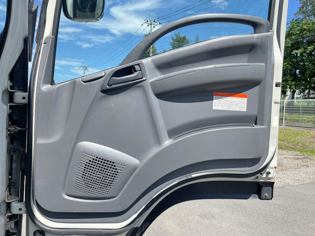 いすゞフォワードアルミウイング中型（4t）[写真30]