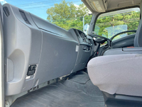 いすゞフォワードアルミウイング中型（4t）[写真31]