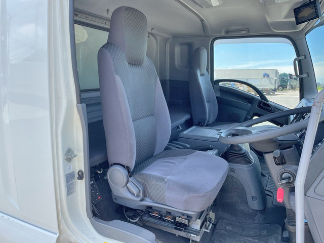 いすゞフォワードアルミウイング中型（4t）[写真34]