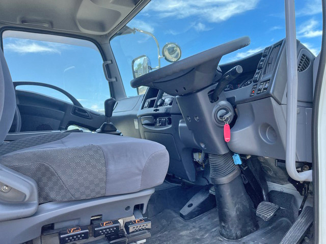 いすゞフォワードアルミウイング中型（4t）[写真35]