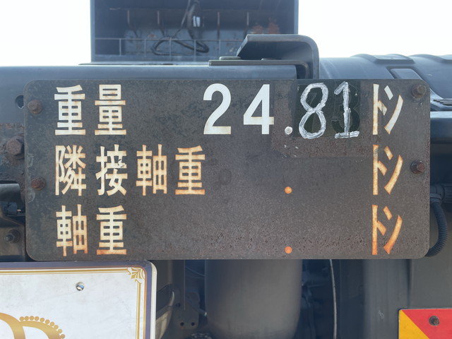 ボルボその他の車種トレーラーヘッド（トラクターヘッド）大型（10t）[写真16]