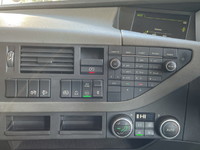 ボルボその他の車種トレーラーヘッド（トラクターヘッド）大型（10t）[写真34]