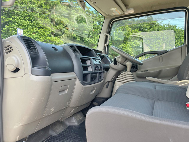 日産アトラス平ボディ小型（2t・3t）[写真31]