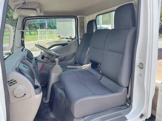 日産アトラス平ボディ小型（2t・3t）[写真32]