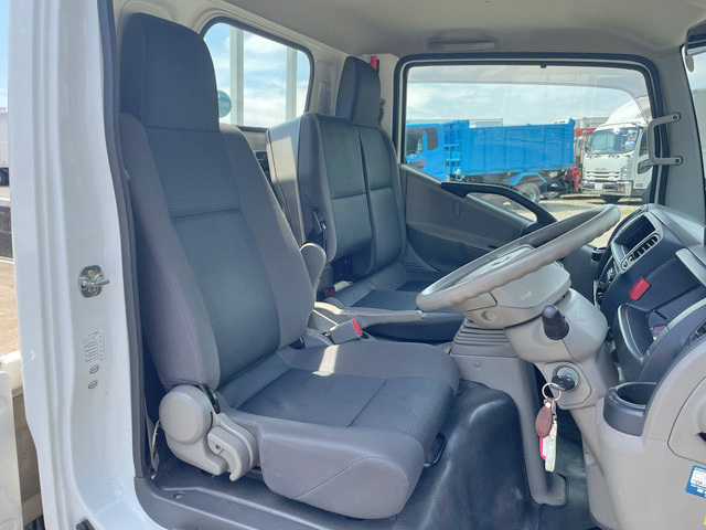 日産アトラス平ボディ小型（2t・3t）[写真34]